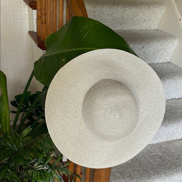 Magid Hats Stylish Cream Paper Straw Sun Hat - Picture 2 of 7